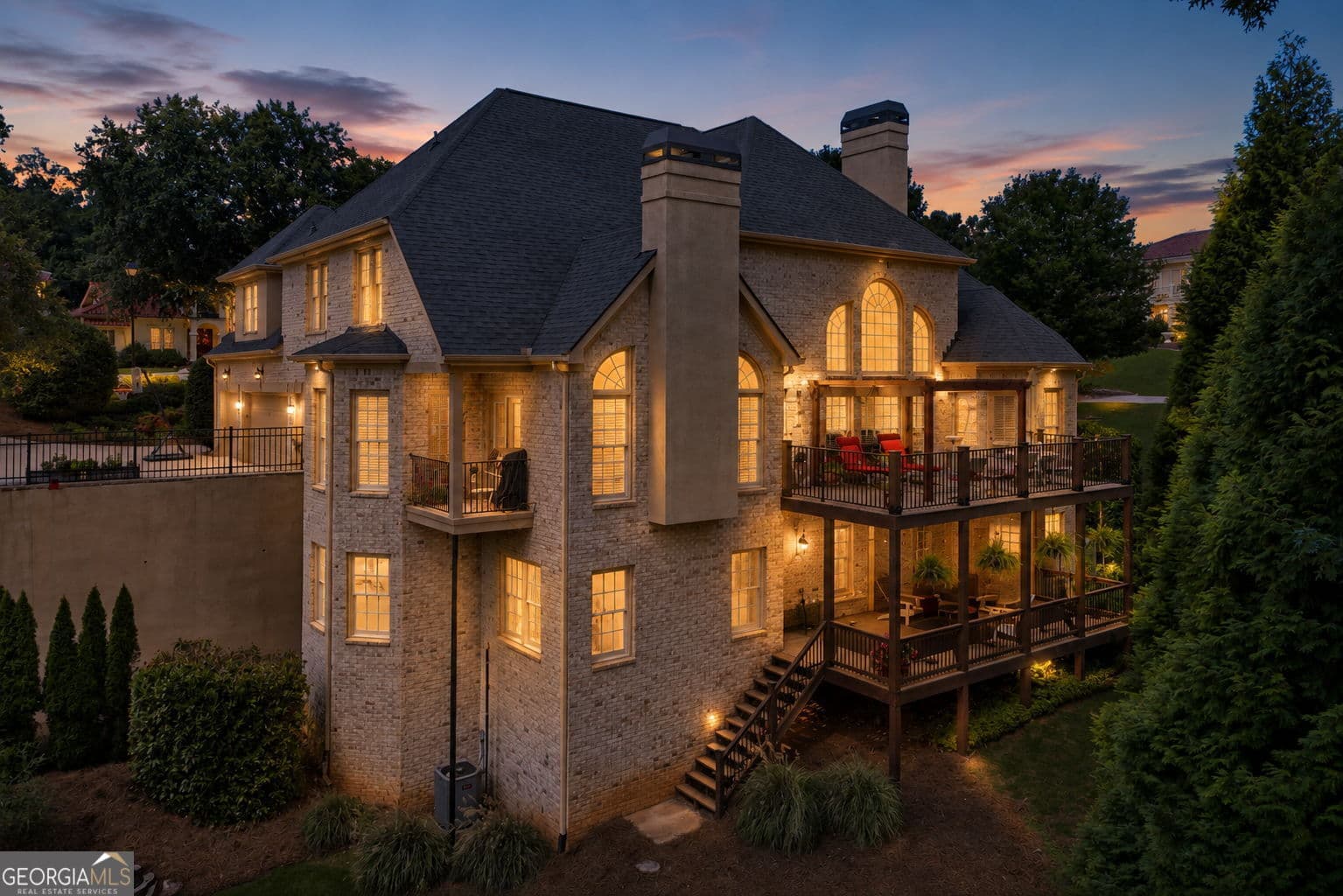 5 bedroom, 4.5 bathroom, 3,682 sq ft single family residence for sale at 5359 Point South Drive, Gainesville, GA 30504 — photo 5