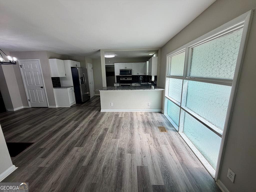 4 bedroom, 2.5 bathroom, 1,844 sq ft single family residence for sale at 3490 Primrose Place, Decatur, GA 30032 — photo 5