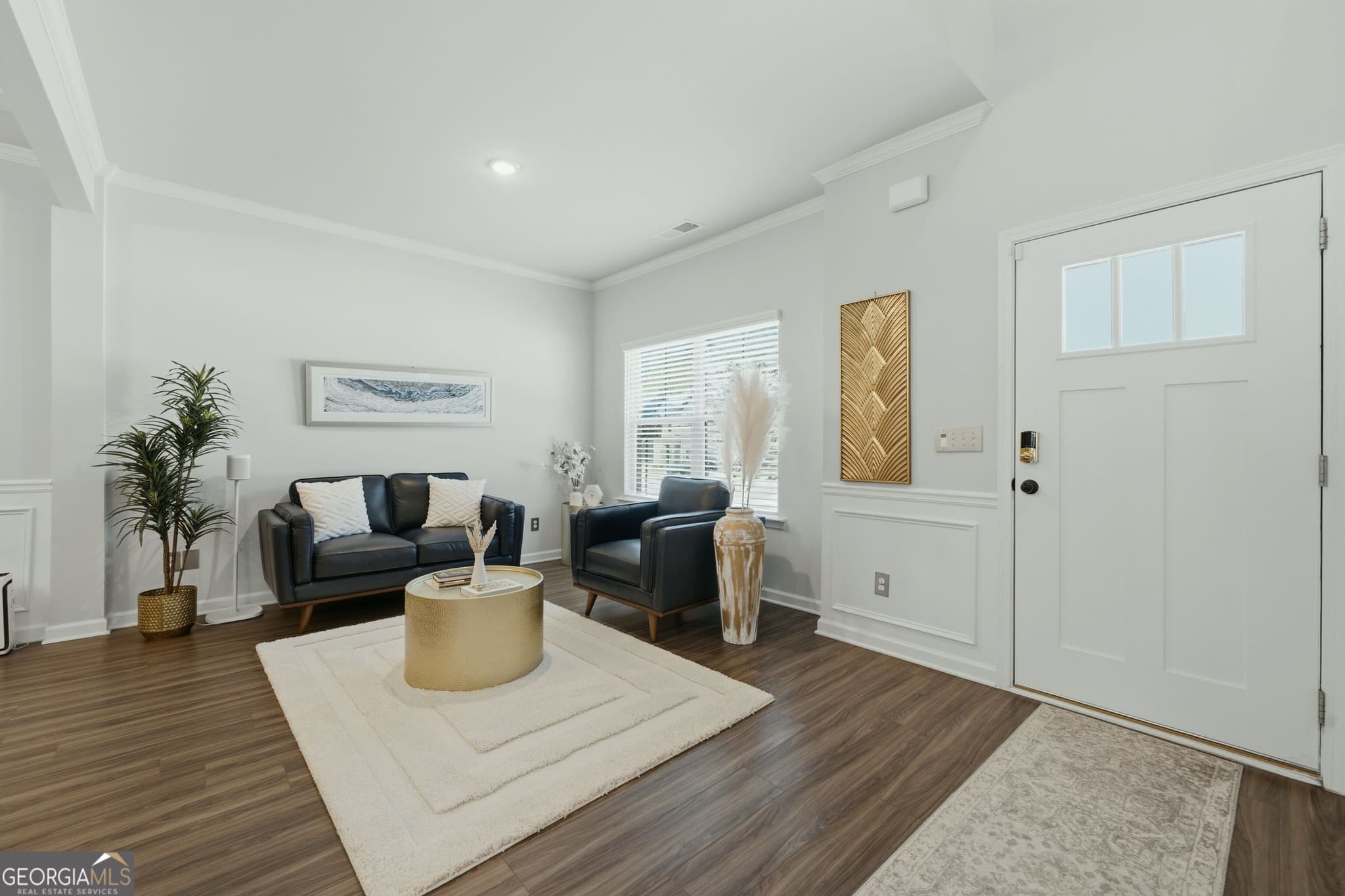4 bedroom, 2.5 bathroom, 2,692 sq ft single family residence for sale at 784 Lakehaven Lane, Loganville, GA 30052 — photo 4