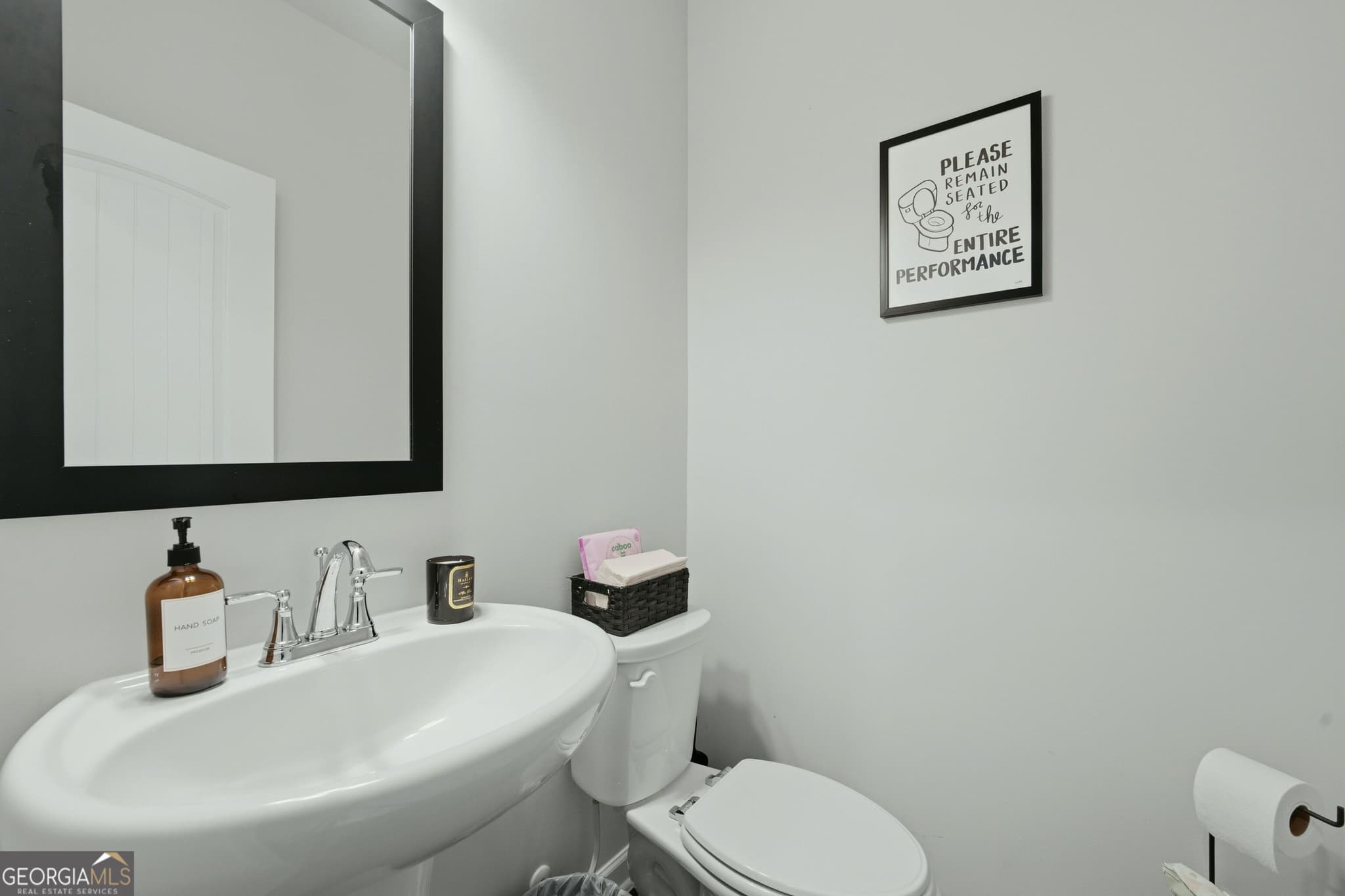 4 bedroom, 2.5 bathroom, 2,692 sq ft single family residence for sale at 784 Lakehaven Lane, Loganville, GA 30052 — photo 8