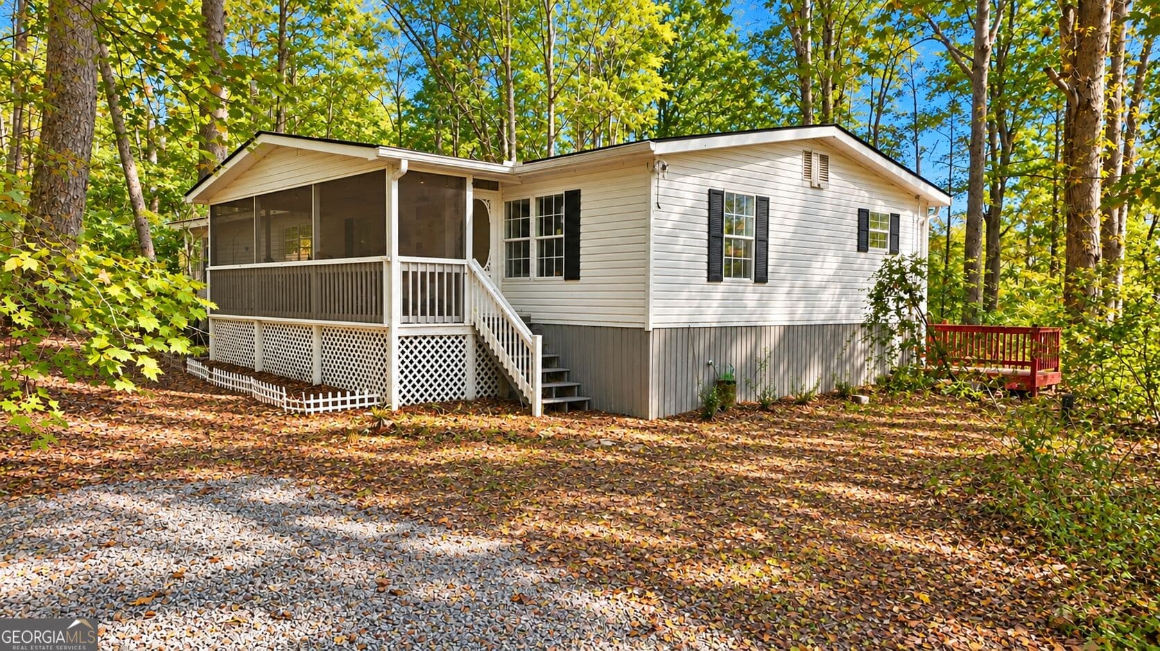 3 bedroom, 2 bathroom, 1,904 sq ft manufactured home,single family residence for sale at 288 Sanctuary Drive, Toccoa, GA 30577 — photo 1 of 63