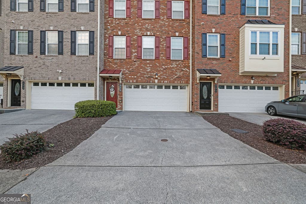 3 bedroom, 3.5 bathroom, 2,240 sq ft townhouse for sale at 526 Williamson Street 375, Marietta, GA 30060 — photo 8