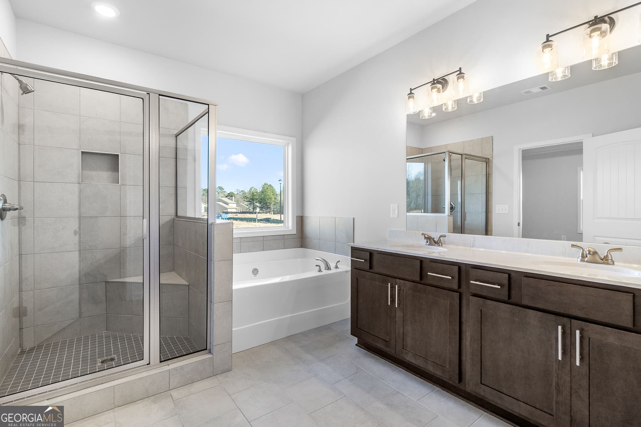 4 bedroom, 3 bathroom, 2,217 sq ft single family residence for sale at 125 Harmony Farms Orchard, Eatonton, GA 31024 — photo 5