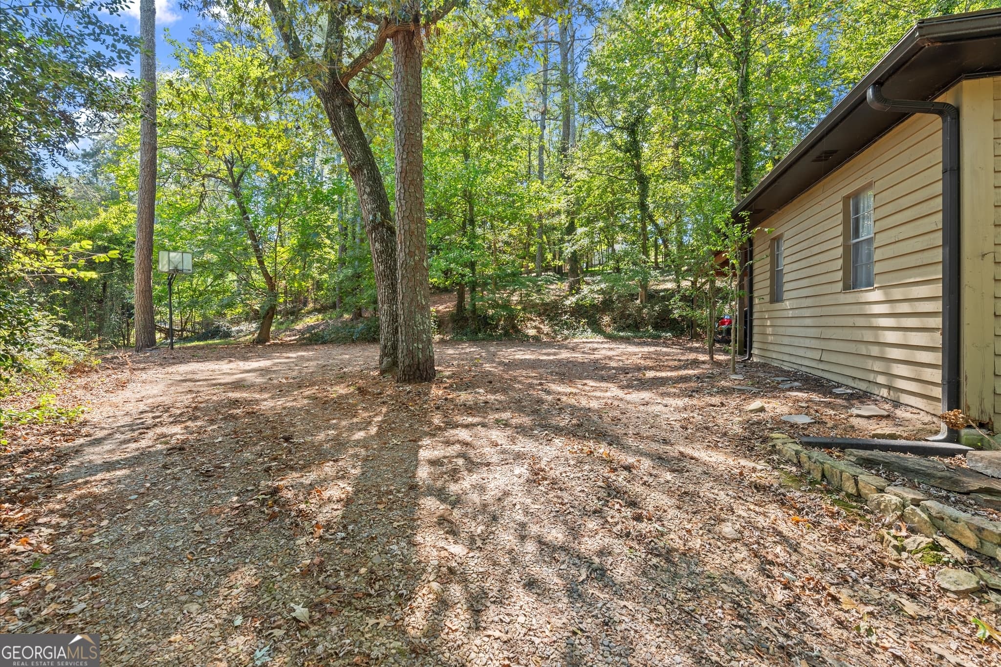 2 bedroom, 3 bathroom single family residence for sale at 9705 Coleman Road, Roswell, GA 30075 — photo 4