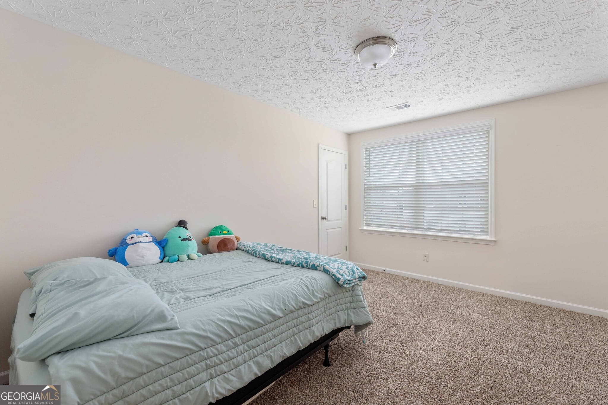 3 bedroom, 2.5 bathroom, 1,916 sq ft townhouse for sale at 6057 Townes Way, Columbus, GA 31909 — photo 7