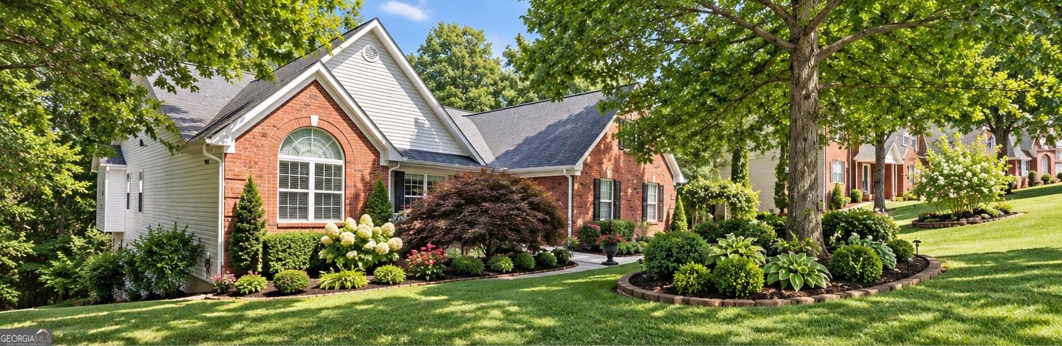 4 bedroom, 2.5 bathroom, 2,570 sq ft single family residence for sale at 40 Woodcrest Avenue, Covington, GA 30016 — photo 2