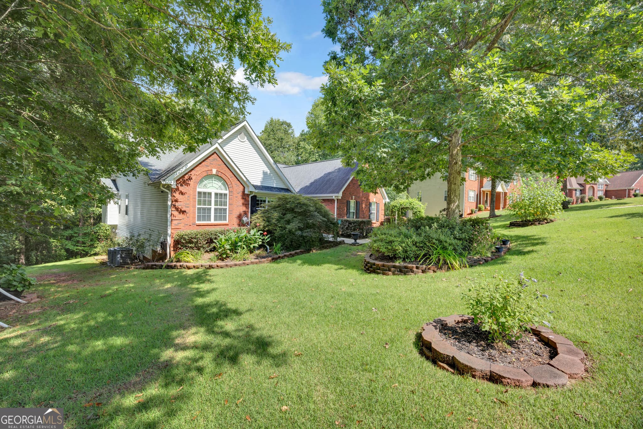 4 bedroom, 2.5 bathroom, 2,570 sq ft single family residence for sale at 40 Woodcrest Avenue, Covington, GA 30016