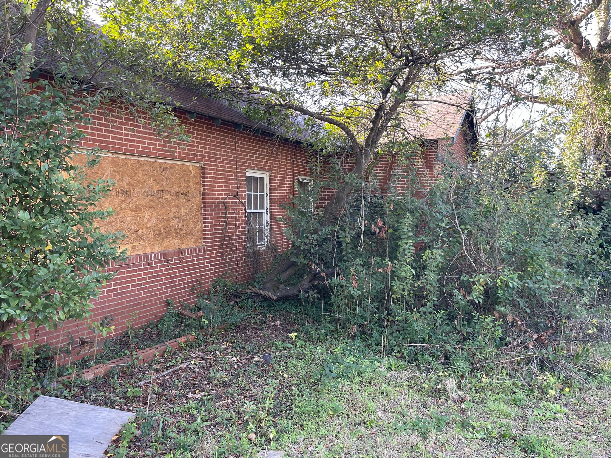 3 bedroom, 2 bathroom, 1,898 sq ft single family residence for sale at 1851 Coleman Avenue, Macon, GA 31201 — photo 2