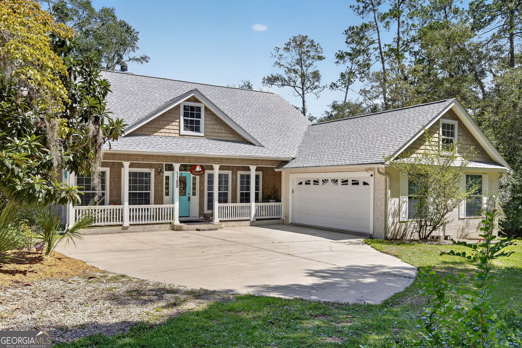 3 bedroom, 2.5 bathroom, 2,516 sq ft single family residence for sale at 1188 Jessica Drive, Darien, GA 31305 — photo 3