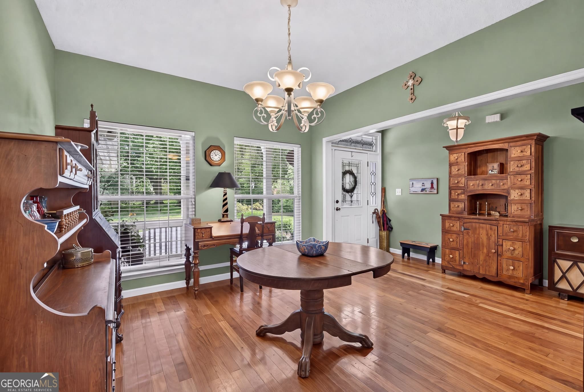 3 bedroom, 2.5 bathroom, 2,516 sq ft single family residence for sale at 1188 Jessica Drive, Darien, GA 31305 — photo 10