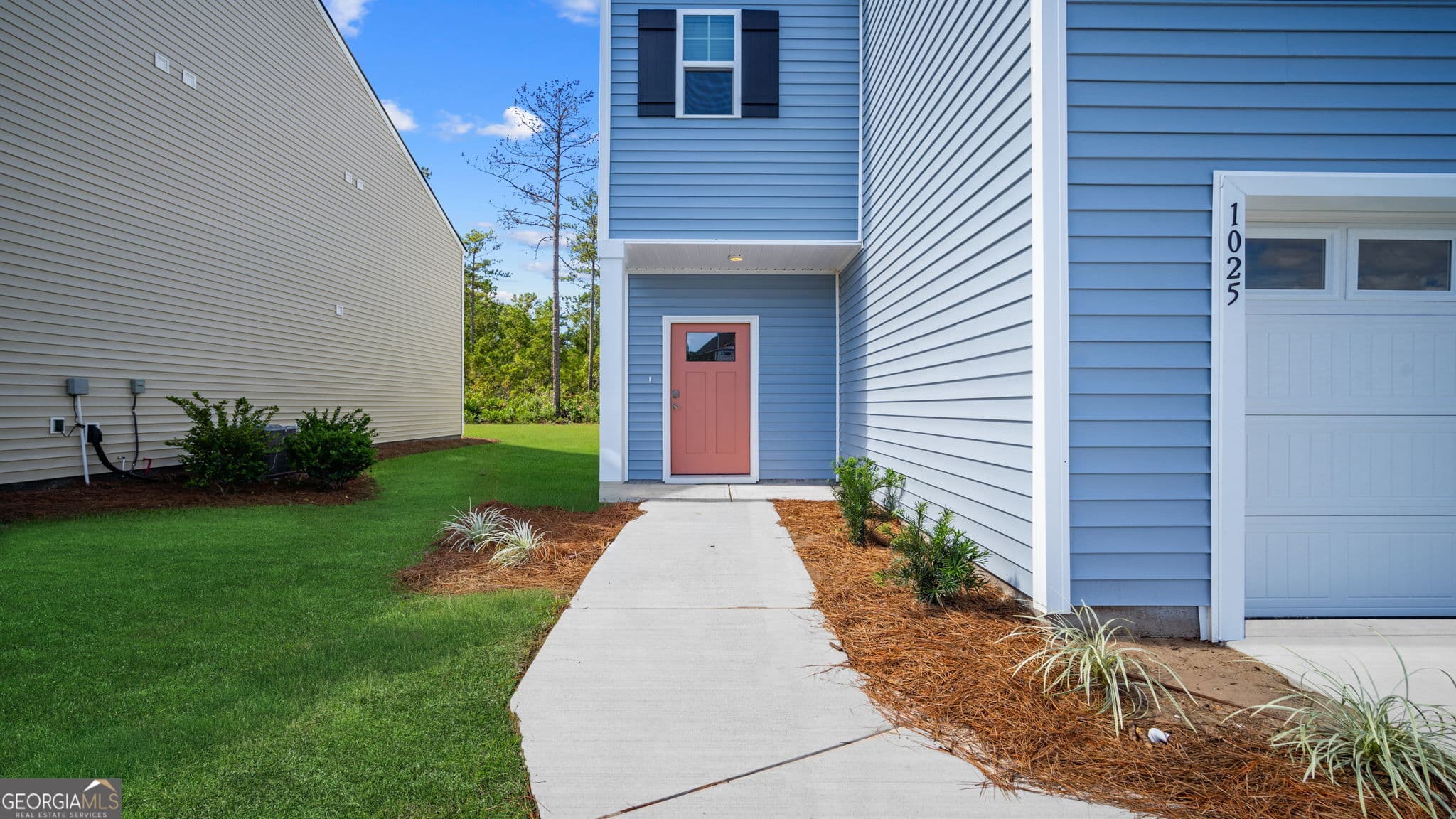 4 bedroom, 3.5 bathroom, 2,174 sq ft single family residence for sale at 1051 Lakes Boulevard, Brunswick, GA 31525 — photo 4