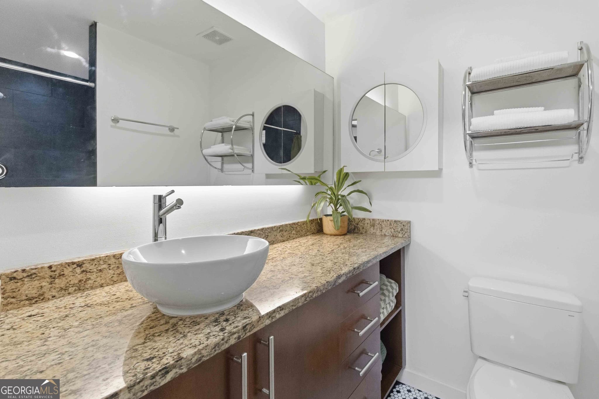 2 bedroom, 2 bathroom, 848 sq ft loft,condominium for sale at 964 Dekalb Avenue 110, Atlanta, GA 30307 — photo 5