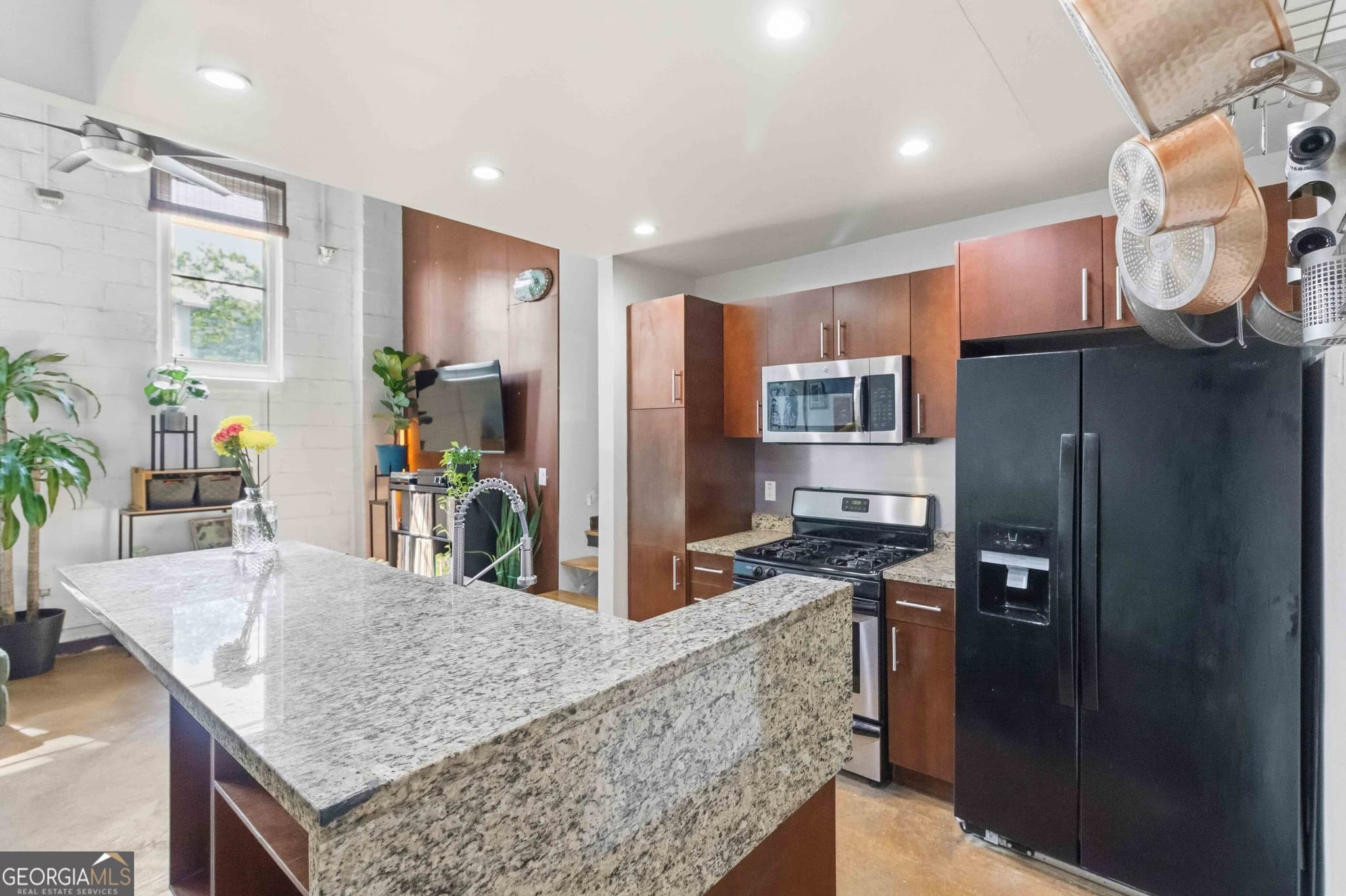 2 bedroom, 2 bathroom, 848 sq ft loft,condominium for sale at 964 Dekalb Avenue 110, Atlanta, GA 30307 — photo 10