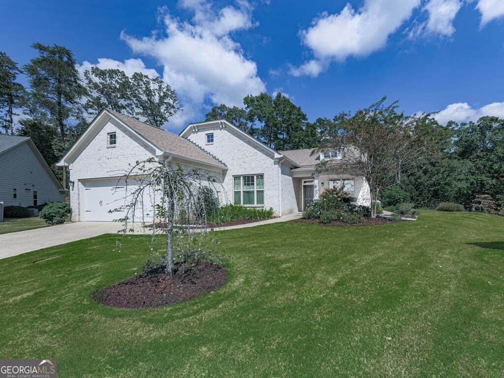 3 bedroom, 2 bathroom, 2,598 sq ft single family residence for sale at 340 Pepperwood Way, Canton, GA 30114 — photo 2