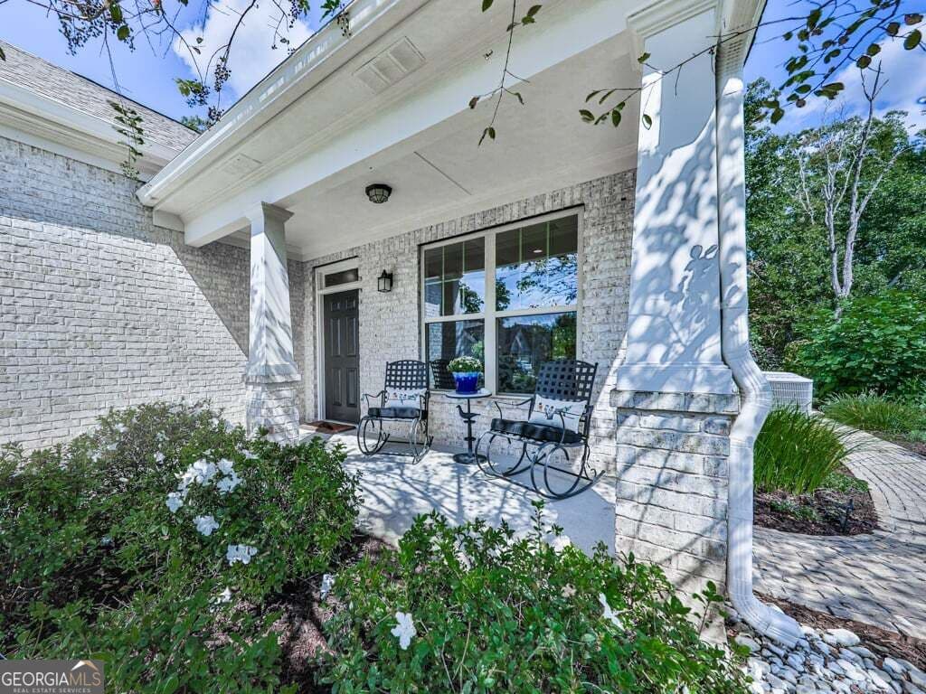 3 bedroom, 2 bathroom, 2,598 sq ft single family residence for sale at 340 Pepperwood Way, Canton, GA 30114 — photo 9