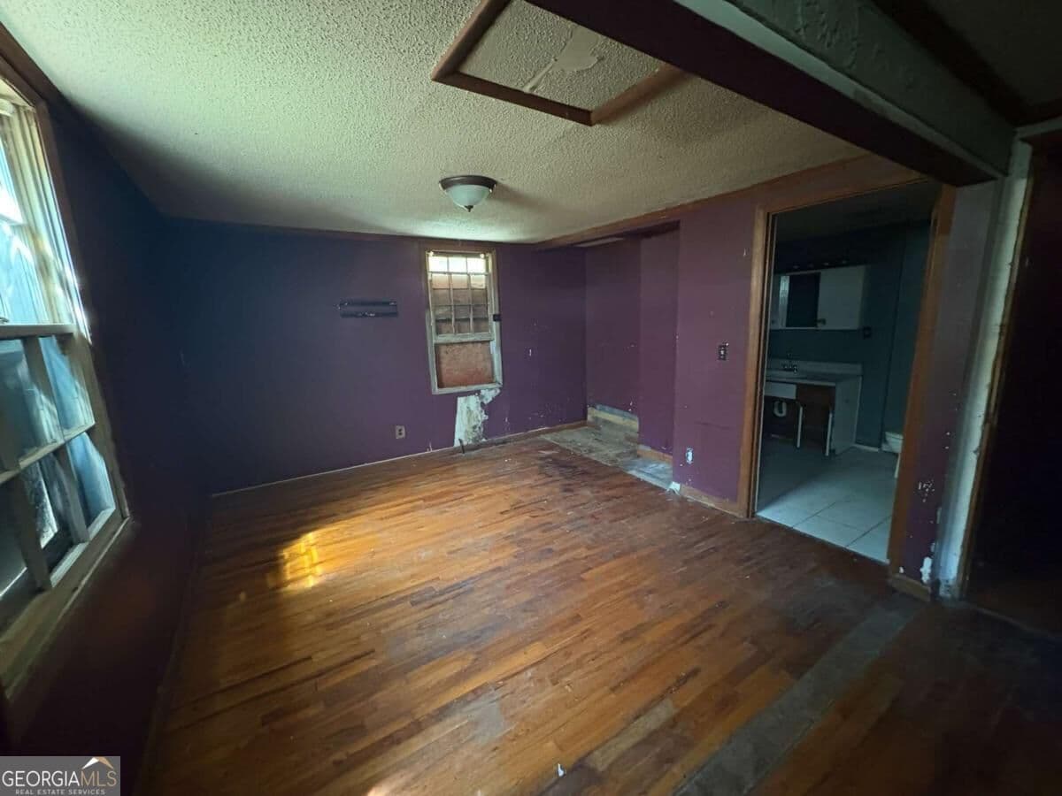 3 bedroom, 2 bathroom, 1,860 sq ft single family residence for sale at 363 Potts Road, Kingston, GA 30145 — photo 9