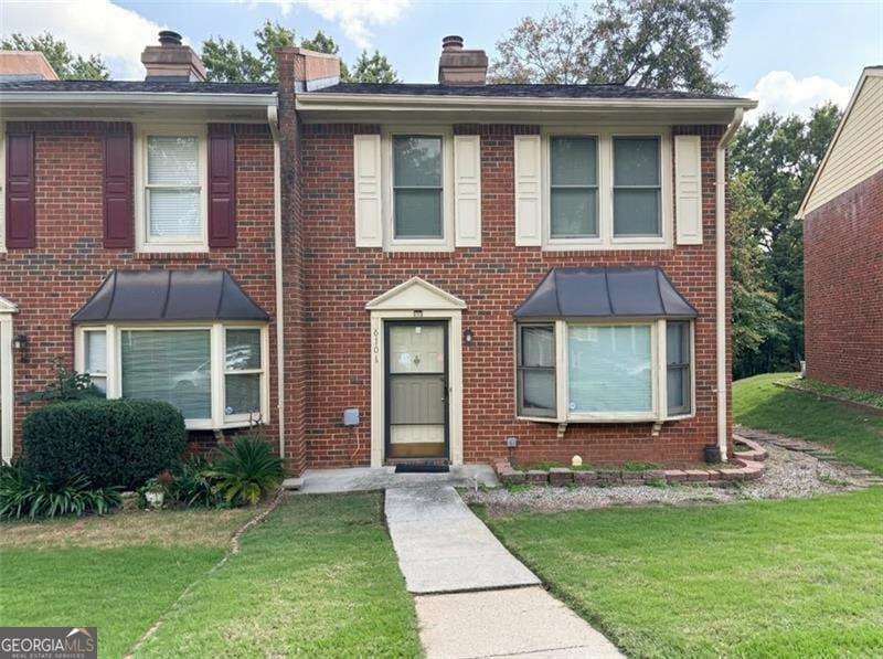2 bedroom, 2.5 bathroom townhouse for rent at 6106 Queen Anne Court, Norcross, GA 30093 for $1,700 a month — photo 2