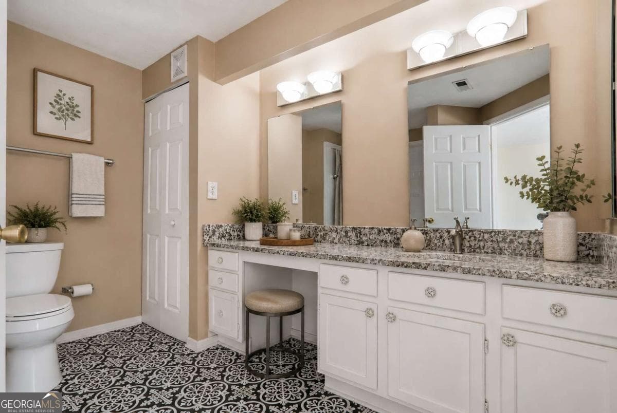 2 bedroom, 2 bathroom, 1,128 sq ft condominium for sale at 1483 Keys Crossing Drive, Brookhaven, GA 30319 — photo 5