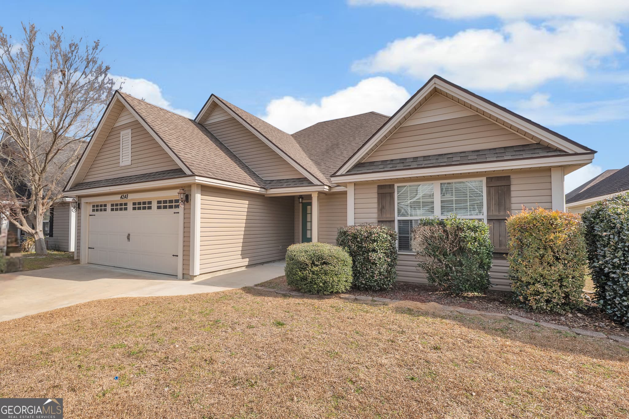 3 bedroom, 2 bathroom, 1,538 sq ft single family residence for sale at 4248 Shadow Garden Drive, Hahira, GA 31632 — photo 3