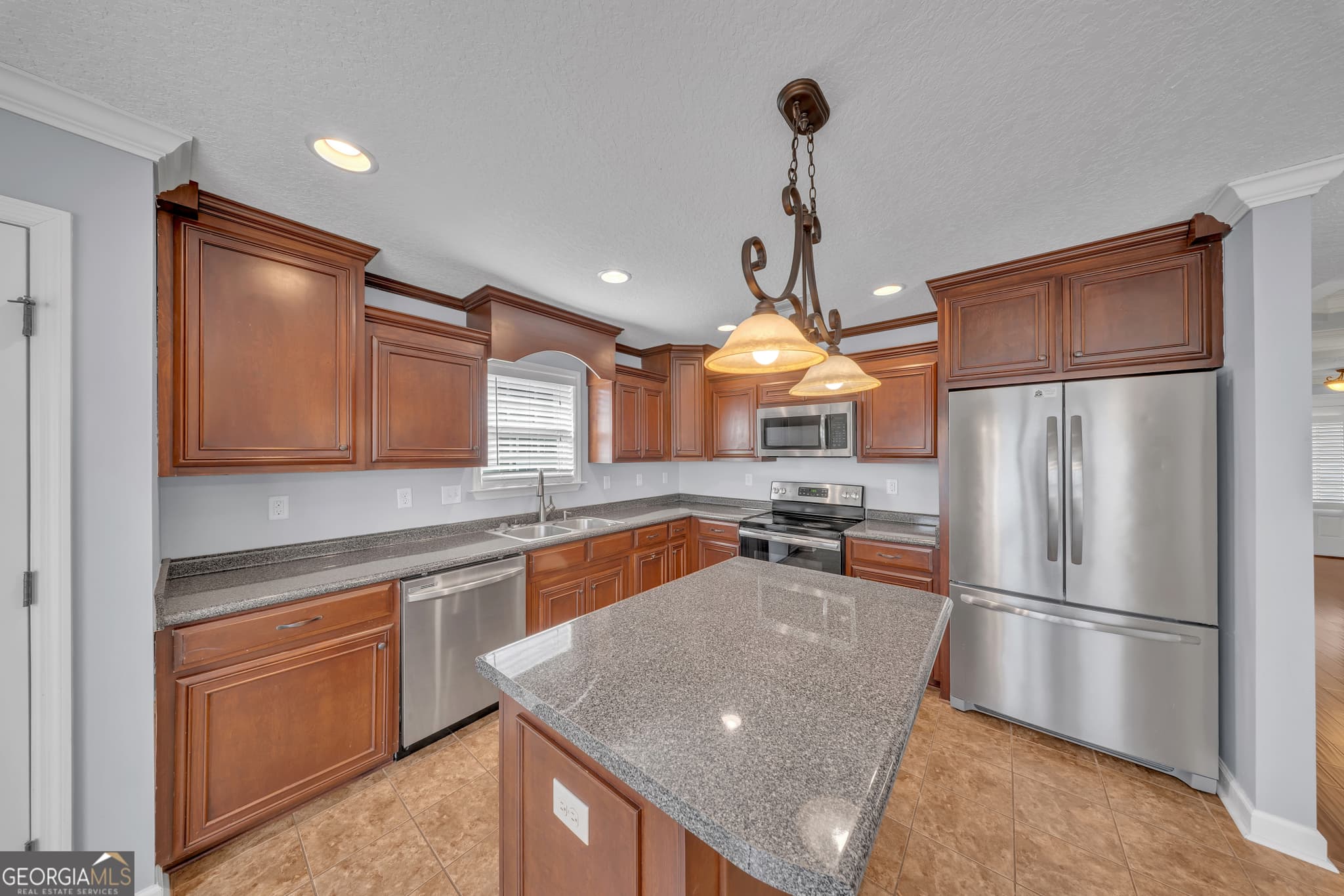 3 bedroom, 2 bathroom, 1,538 sq ft single family residence for sale at 4248 Shadow Garden Drive, Hahira, GA 31632 — photo 9