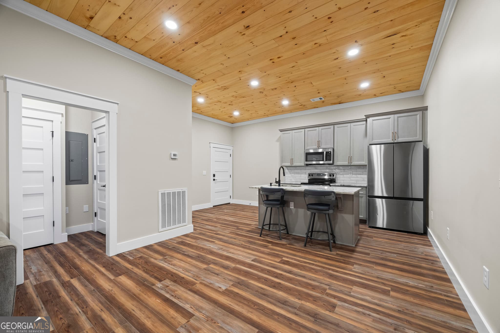 1 bedroom, 1.5 bathroom, 800 sq ft apartment for rent at 958A Church Street, Royston, GA 30662 for $1,375 a month — photo 7