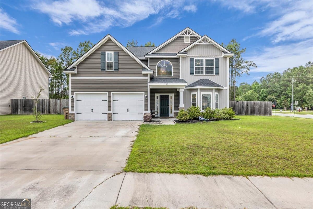 4 bedroom, 2.5 bathroom, 2,747 sq ft single family residence for sale at 13 Blaze Circle, Hinesville, GA 31313 — photo 1 of 54