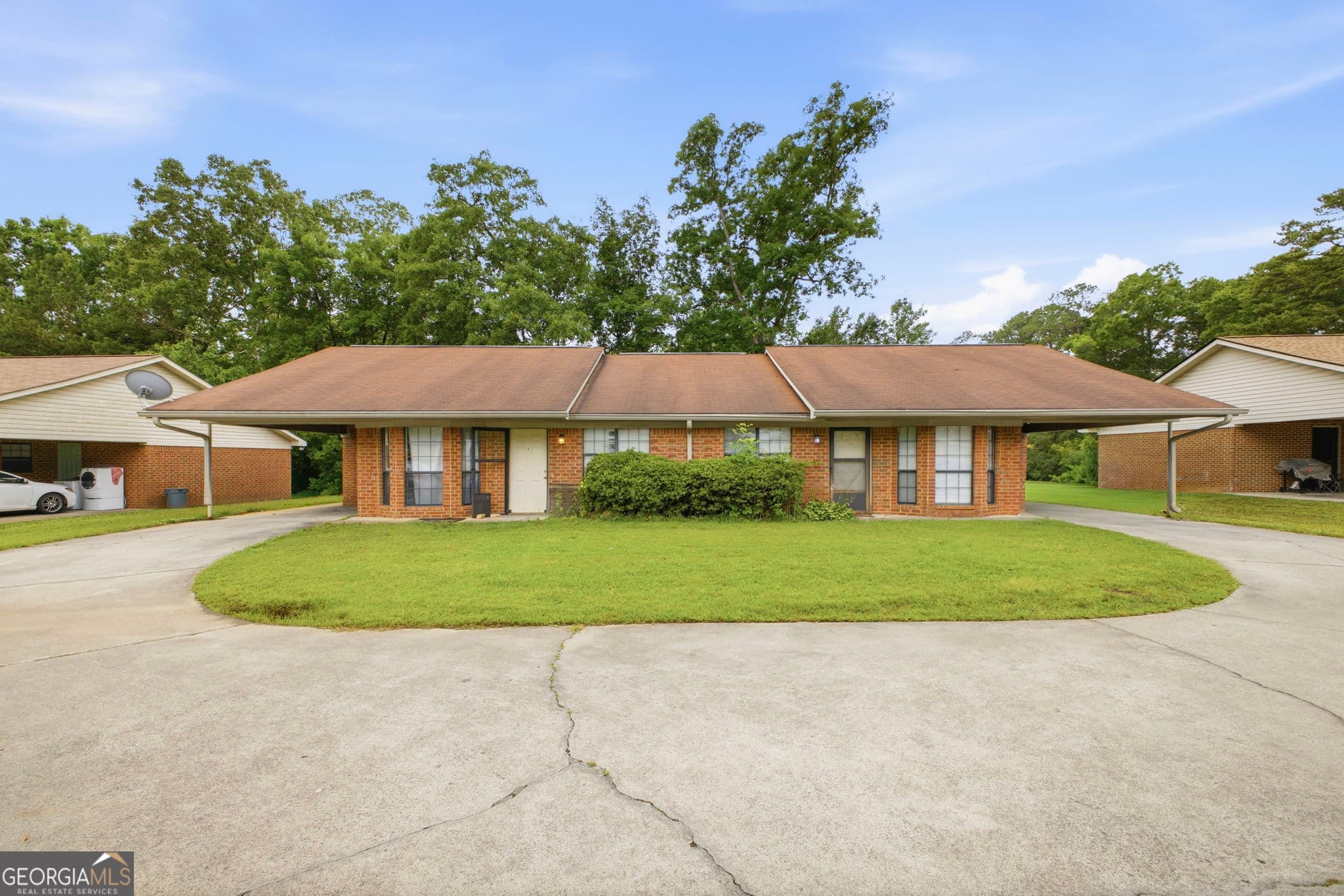 4 bedroom, 4 bathroom, 2,350 sq ft townhouse sold at 141 B Woods Road, Rome, GA 30161