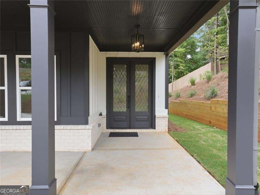 4 bedroom, 2.5 bathroom, 2,314 sq ft single family residence for sale at 4813 River Bottom Drive, Gainesville, GA 30507 — photo 4