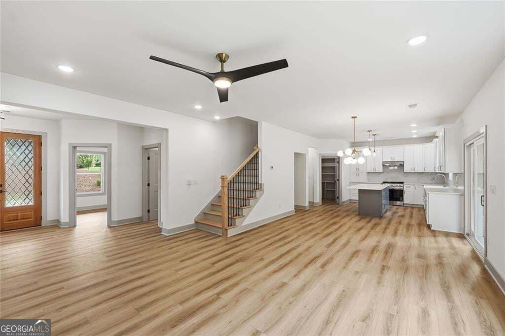 4 bedroom, 2.5 bathroom, 2,314 sq ft single family residence for sale at 4813 River Bottom Drive, Gainesville, GA 30507 — photo 8