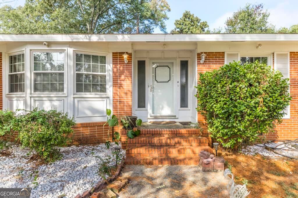 3 bedroom, 2 bathroom, 2,172 sq ft single family residence for sale at 331 Clairmont Drive, Warner Robins, GA 31088 — photo 6