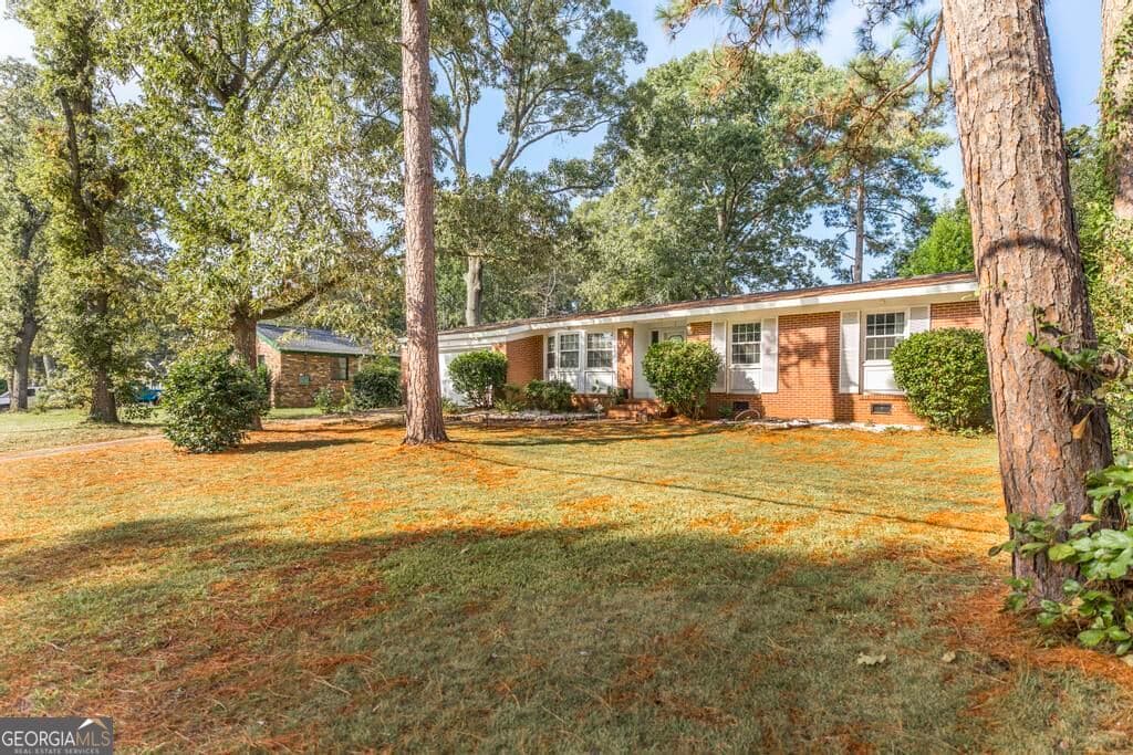 3 bedroom, 2 bathroom, 2,172 sq ft single family residence for sale at 331 Clairmont Drive, Warner Robins, GA 31088 — photo 4