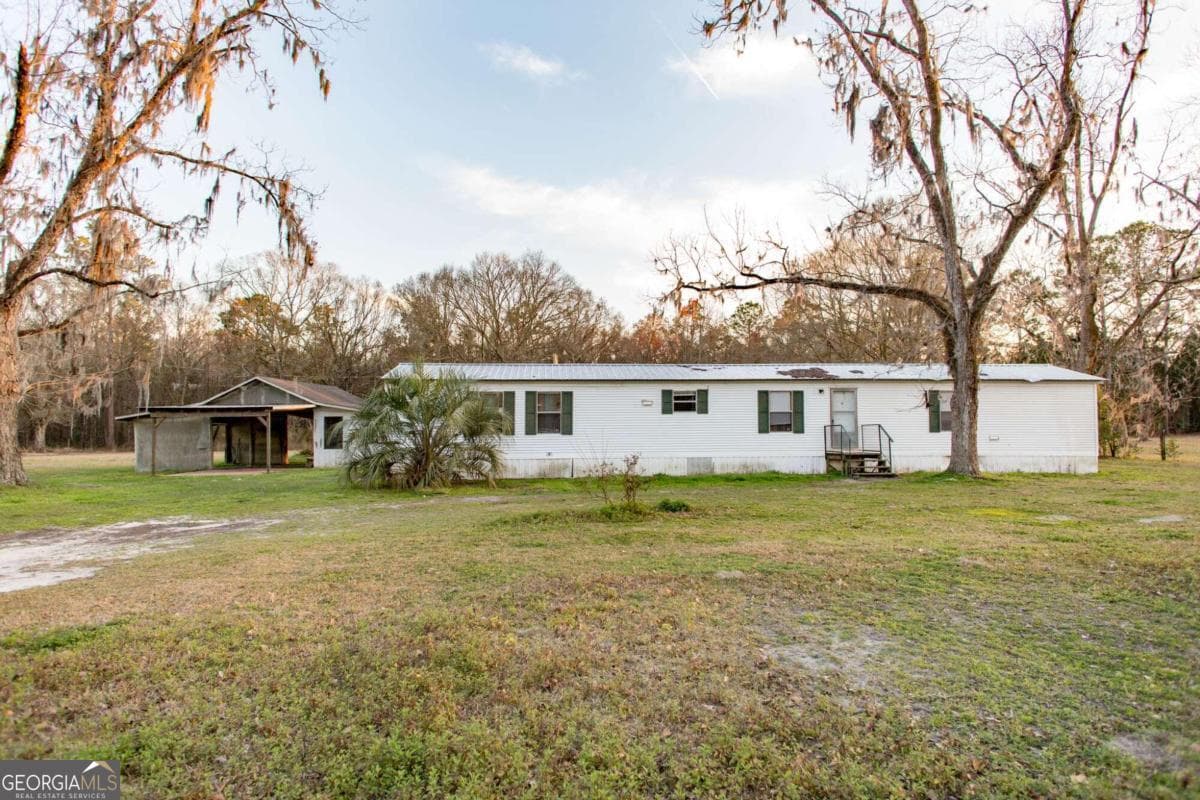 3 bedroom, 2 bathroom, 1,216 sq ft mobile home sold at 3547 Chapel Lane, Blackshear, GA 31516