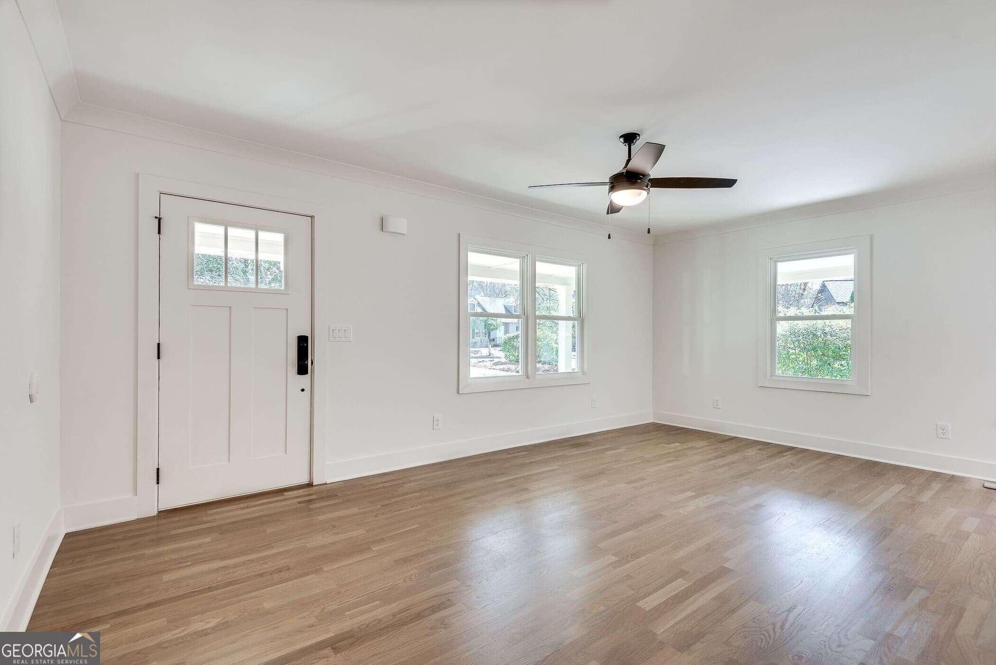 3 bedroom, 2 bathroom, 1,496 sq ft single family residence for sale at 1861 Dyer Circle, Chamblee, GA 30341 — photo 6