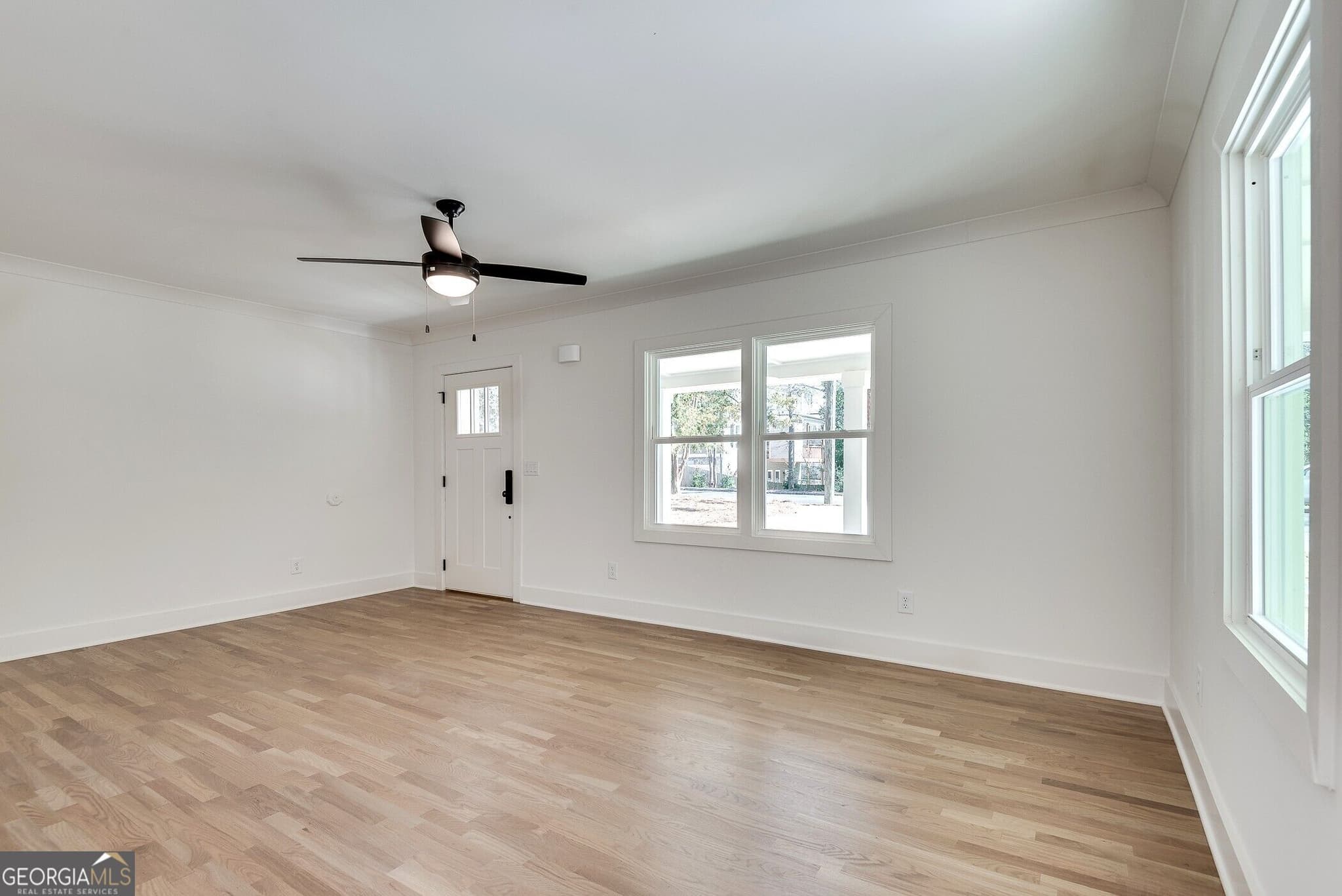 3 bedroom, 2 bathroom, 1,496 sq ft single family residence for sale at 1861 Dyer Circle, Chamblee, GA 30341 — photo 8