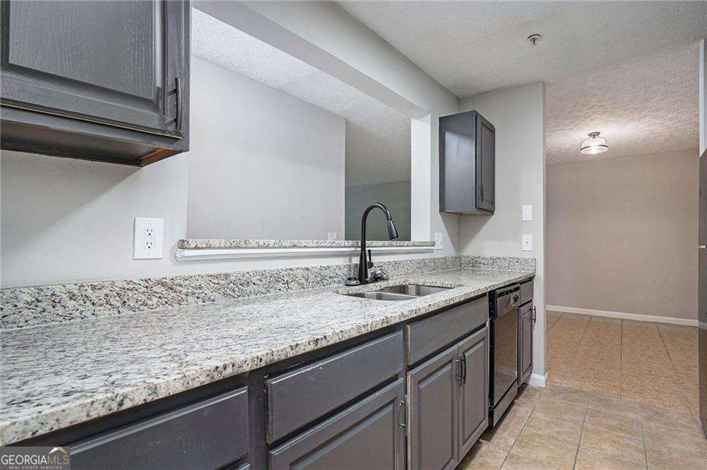 3 bedroom, 2 bathroom, 1,202 sq ft condominium for rent at 2102 Par Three Way, Lithonia, GA 30038 for $1,500 a month — photo 6