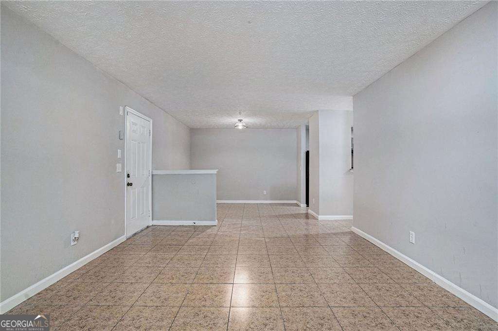 3 bedroom, 2 bathroom, 1,202 sq ft condominium for rent at 2102 Par Three Way, Lithonia, GA 30038 for $1,500 a month — photo 4