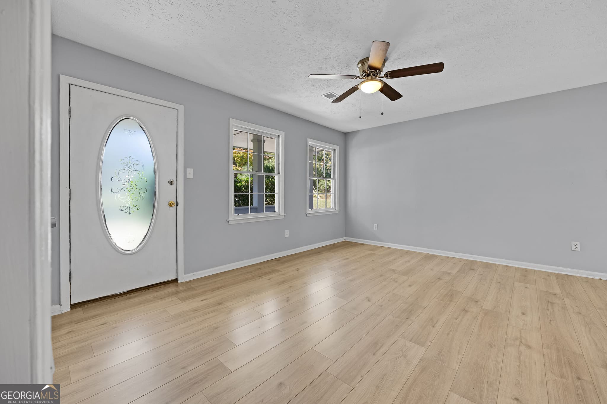 3 bedroom, 1 bathroom, 1,375 sq ft single family residence for sale at 471 Womack Road, Covington, GA 30016 — photo 10