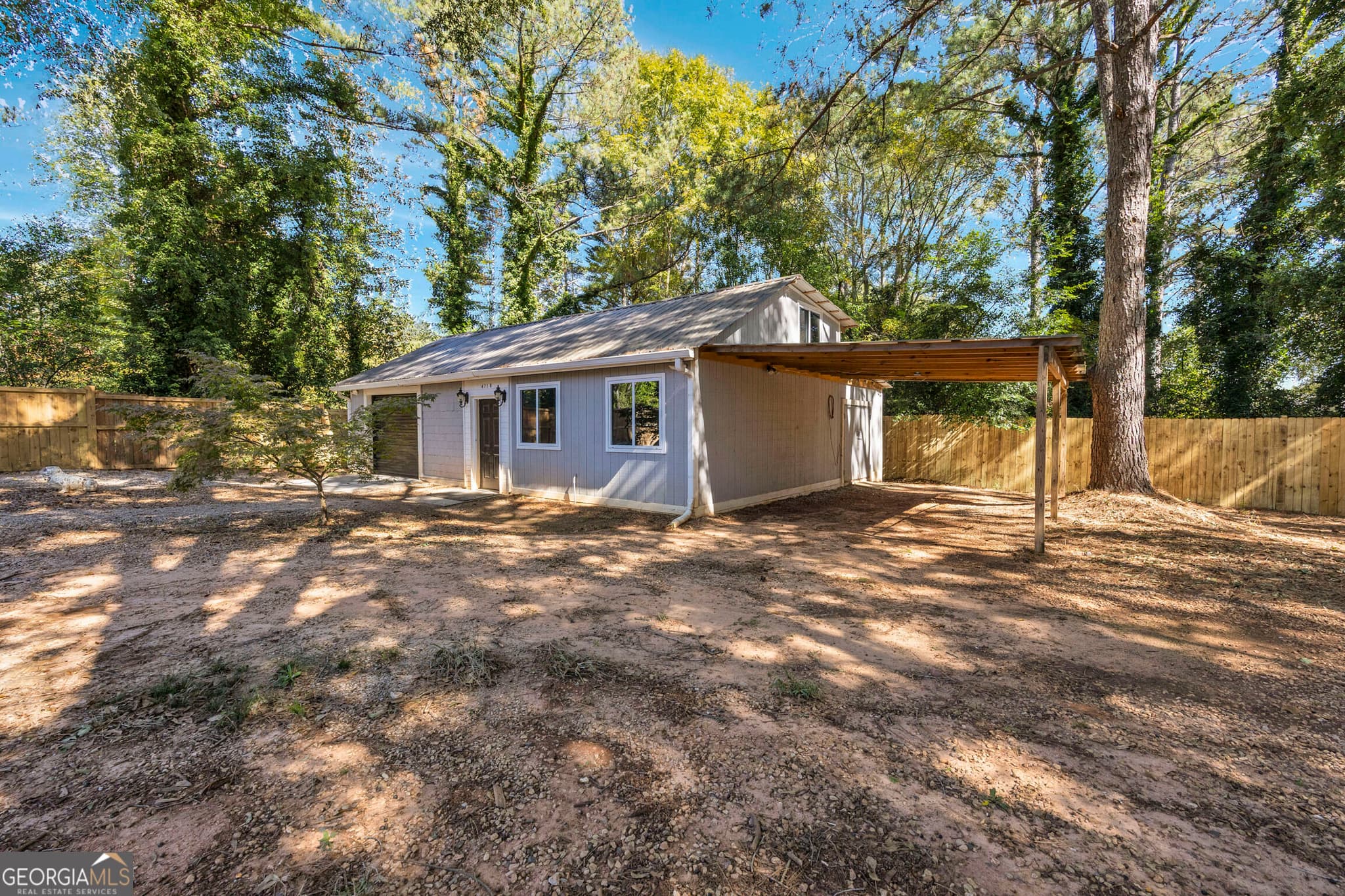 3 bedroom, 1 bathroom, 1,375 sq ft single family residence for sale at 471 Womack Road, Covington, GA 30016 — photo 4