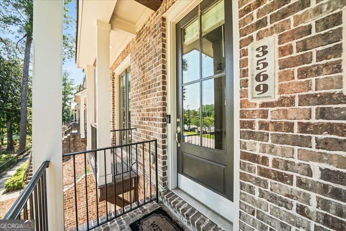 3 bedroom, 3.5 bathroom, 2,233 sq ft townhouse for sale at 3569 Parkside Way, Brookhaven, GA 30319 — photo 2