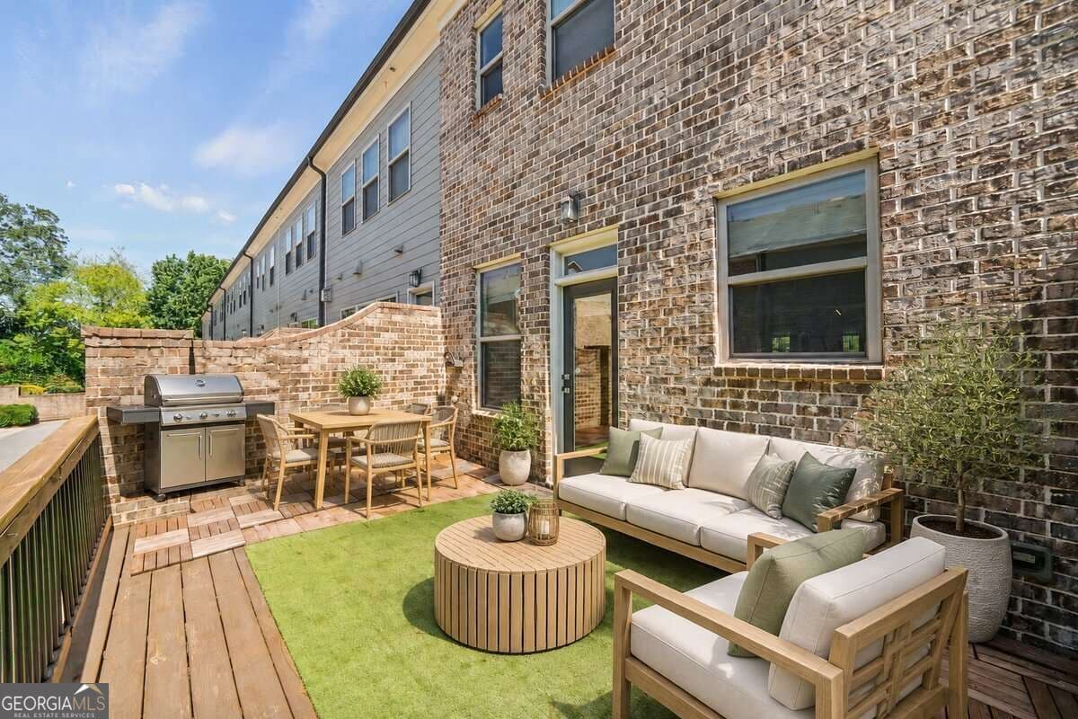 3 bedroom, 3.5 bathroom, 2,233 sq ft townhouse for sale at 3569 Parkside Way, Brookhaven, GA 30319 — photo 9