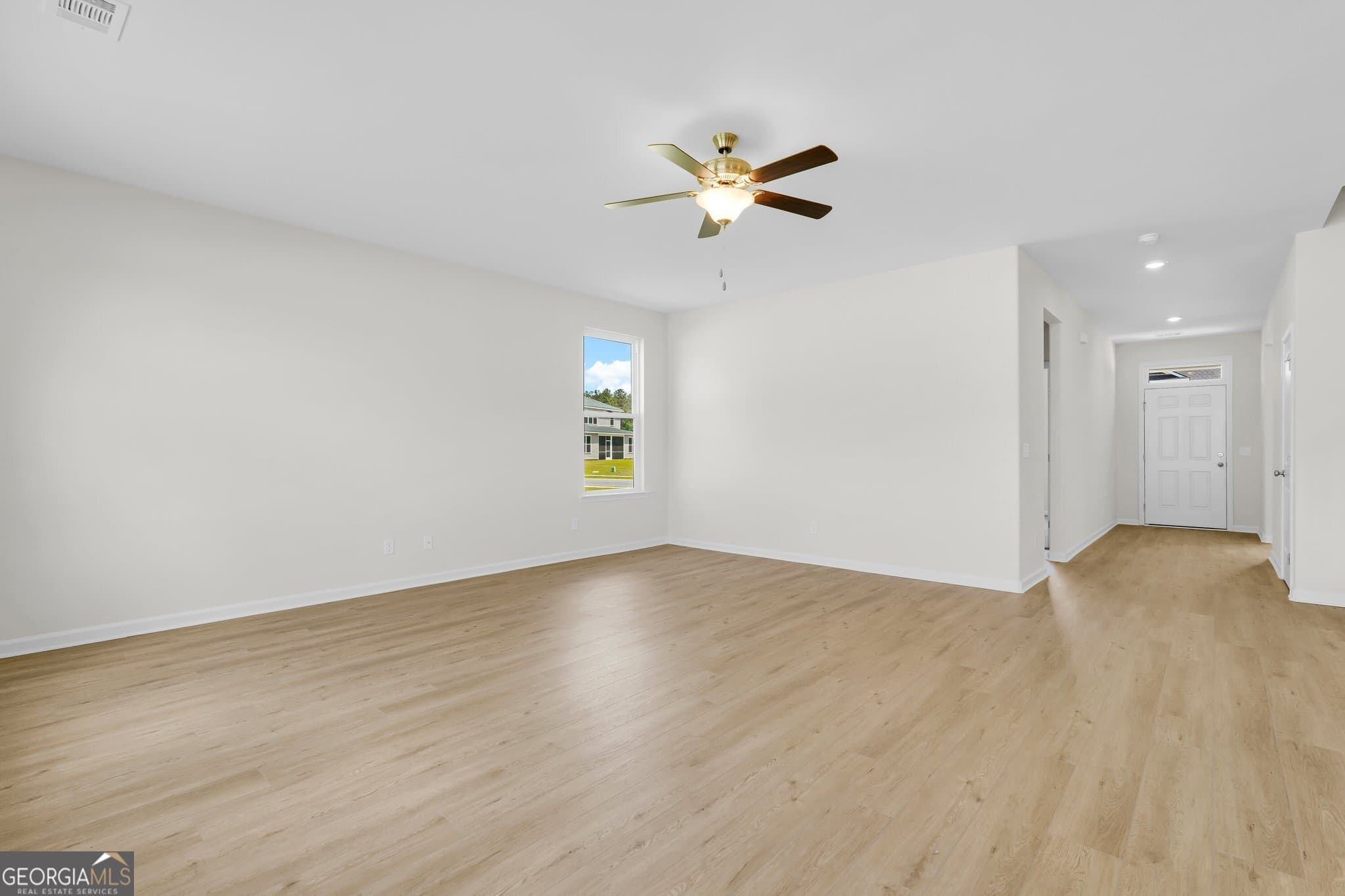 4 bedroom, 3 bathroom, 3,081 sq ft single family residence for sale at 206 Daniel Trent Way, Kingsland, GA 31548 — photo 6