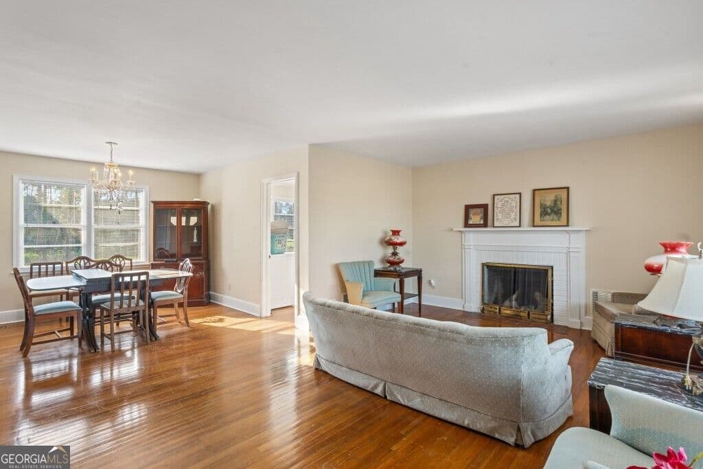 3 bedroom, 2 bathroom, 2,638 sq ft single family residence for sale at 407 Westgreen Road, Douglas, GA 31533 — photo 8