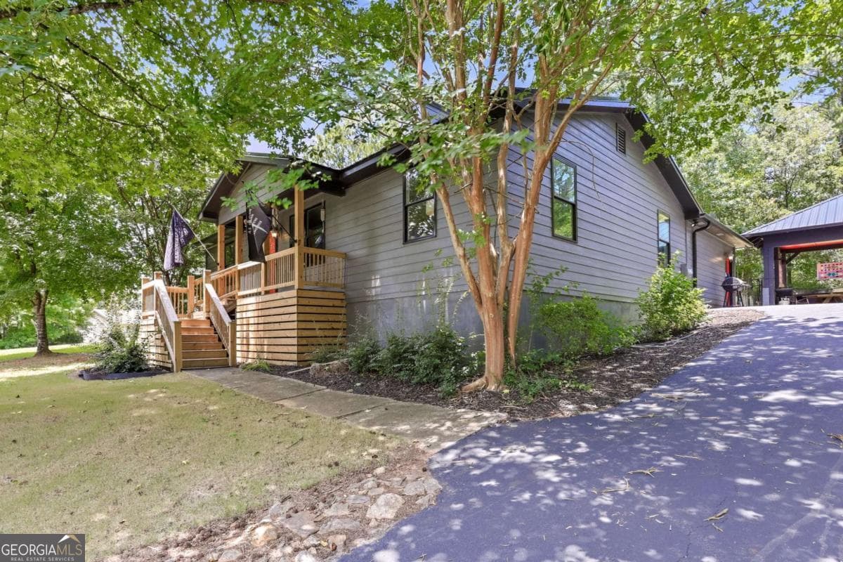 3 bedroom, 2 bathroom, 2,354 sq ft single family residence for sale at 101 Fairlane Court, Athens, GA 30607 — photo 9