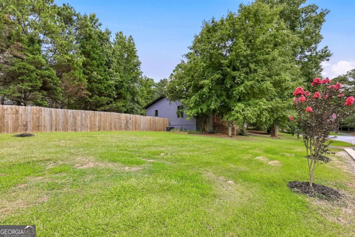 3 bedroom, 2 bathroom, 2,354 sq ft single family residence for sale at 101 Fairlane Court, Athens, GA 30607 — photo 8