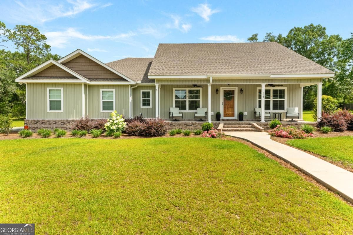 3 bedroom, 2 bathroom, 1,686 sq ft single family residence for sale at 334 W Pine Street, Metter, GA 30439