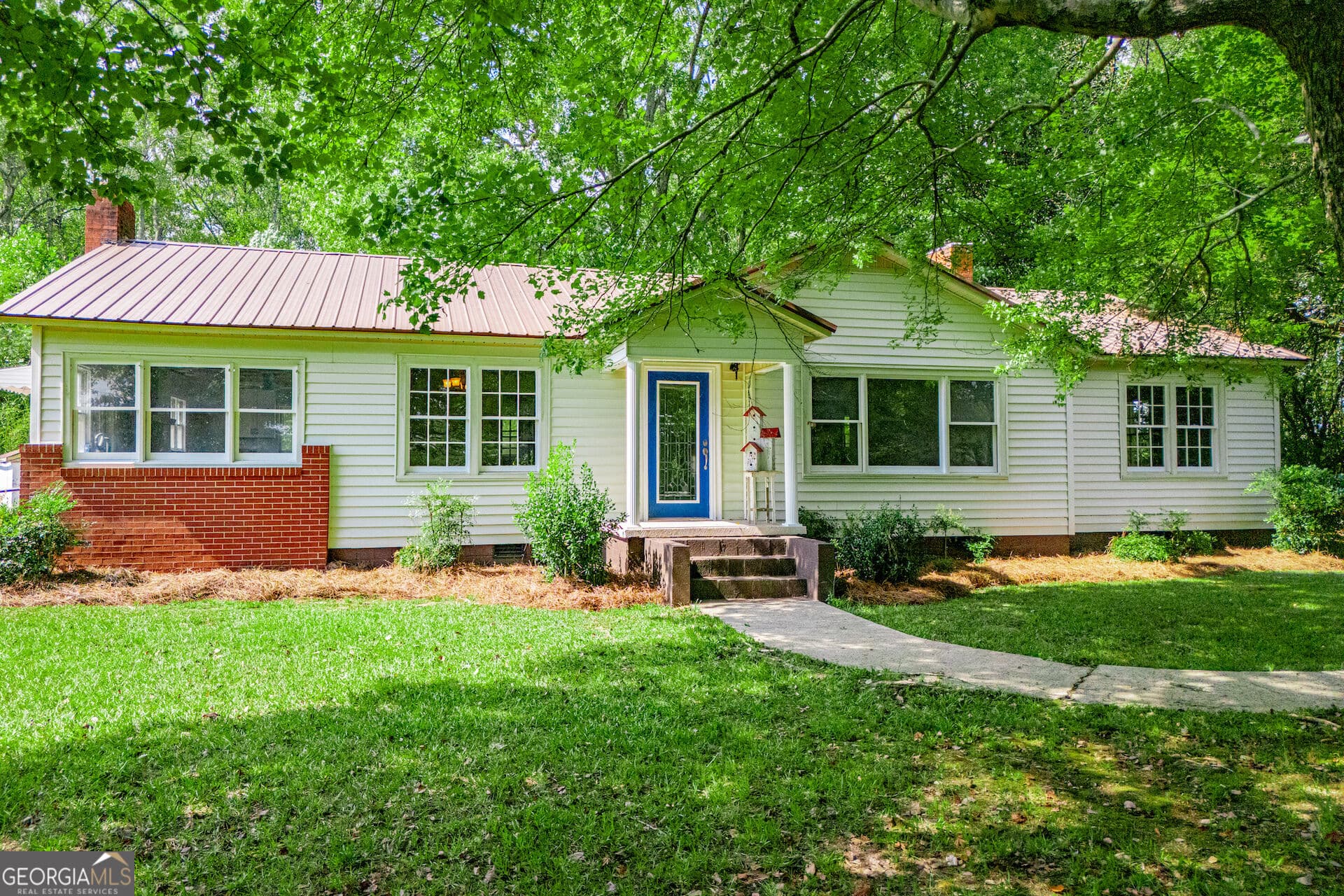 3 bedroom, 2 bathroom, 1,955 sq ft single family residence for sale at 853 Tyus Veal Road, Bowdon, GA 30108 — photo 1 of 78