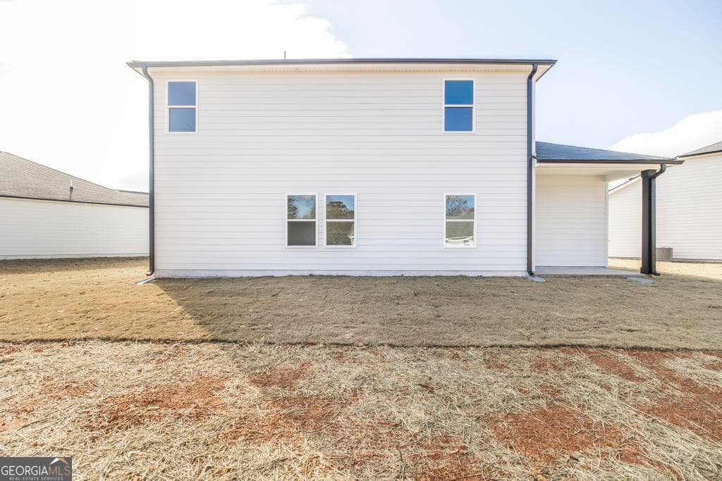 3 bedroom, 2.5 bathroom, 1,719 sq ft single family residence for sale at 102 Bulloch Court, Byron, GA 31008 — photo 5