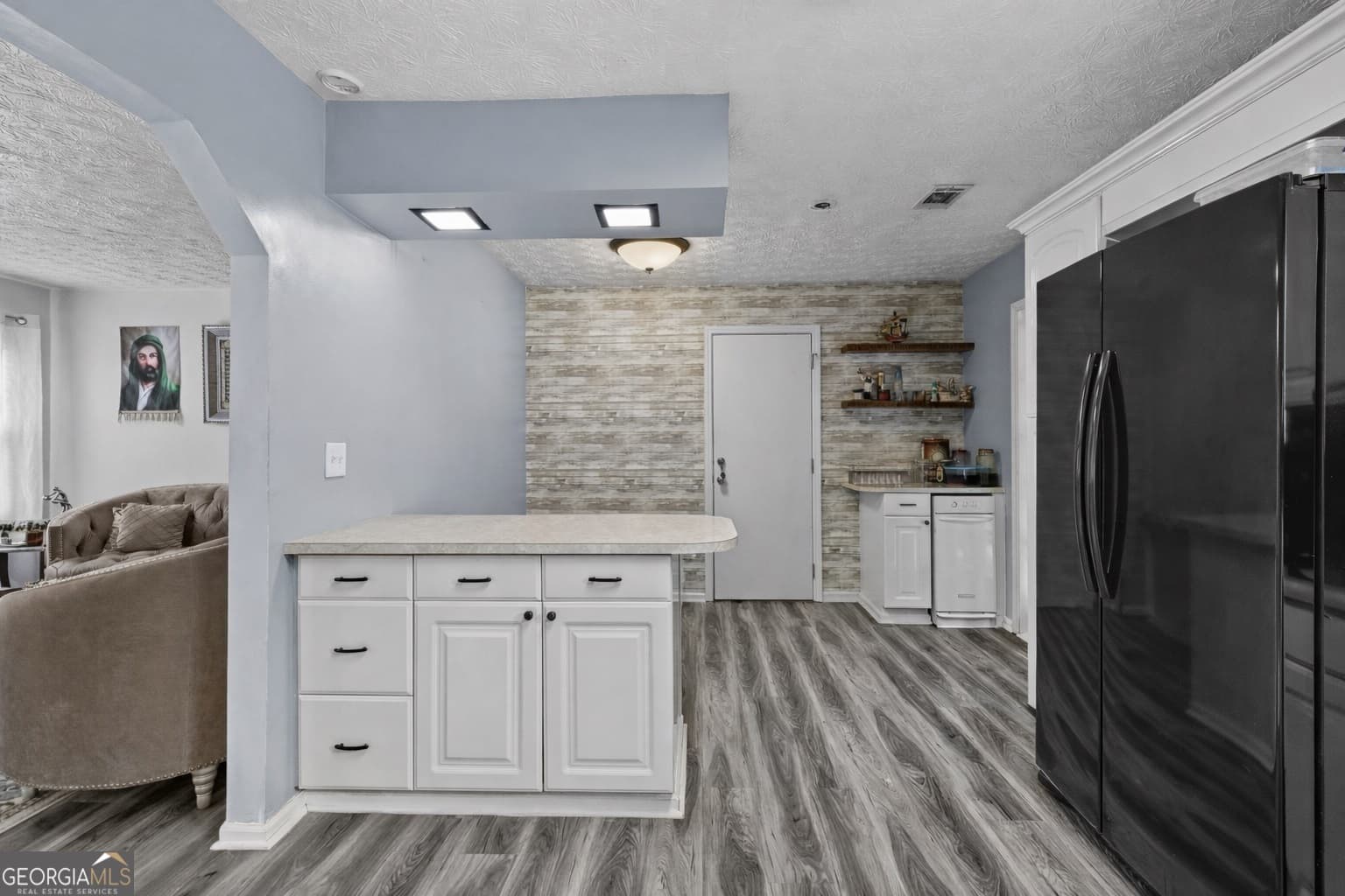 4 bedroom, 3 bathroom, 2,028 sq ft single family residence for sale at 3720 Quail Hollow Trail, Snellville, GA 30039 — photo 8