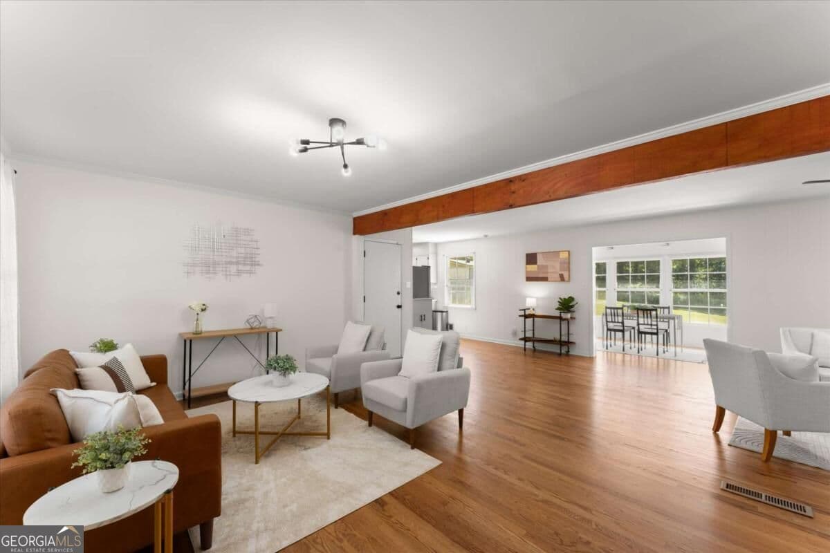 3 bedroom, 2 bathroom, 2,412 sq ft single family residence for sale at 1083 Amelia Drive, Marietta, GA 30060 — photo 4