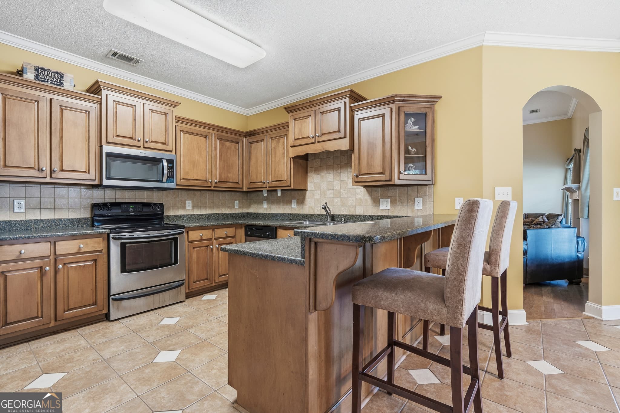 3 bedroom, 2.5 bathroom, 3,080 sq ft single family residence for sale at 100 Jamestown Court, Centerville, GA 31028 — photo 7